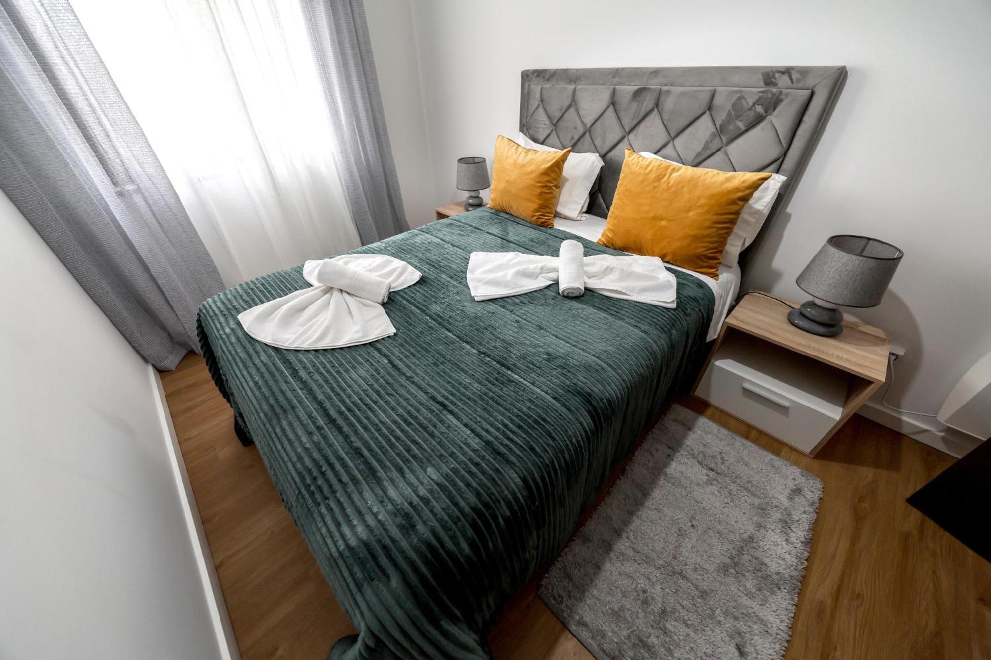 Quartos Da Tia Laura Homestay Nazare