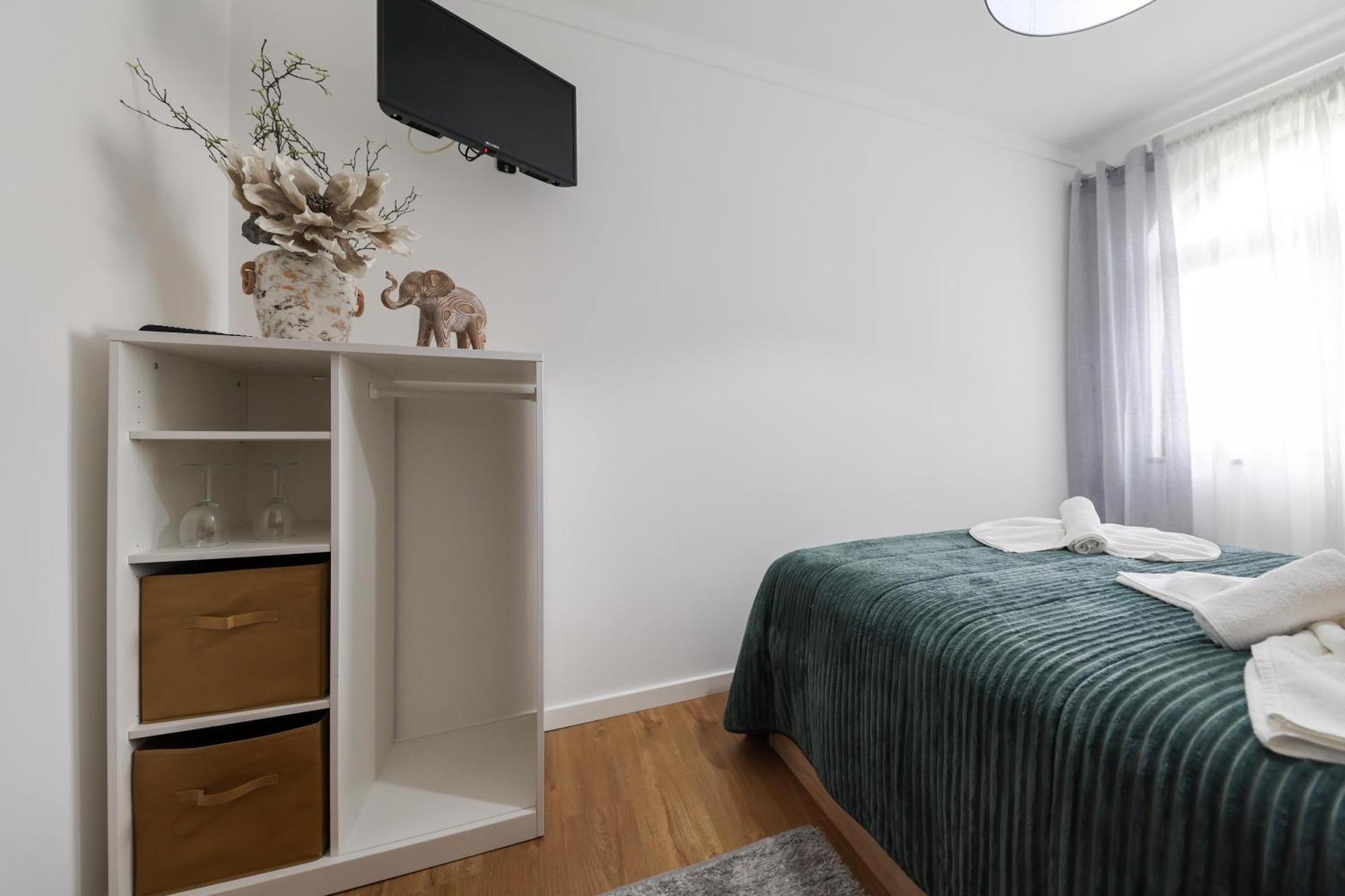 Quartos Da Tia Laura Homestay *
